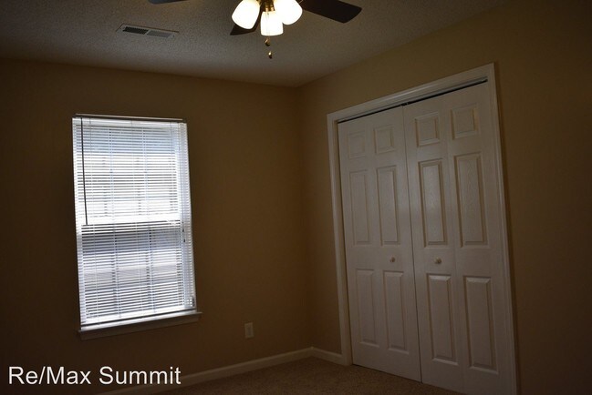 Building Photo - 3 br, 2 bath House - 2720 Amidala Lane