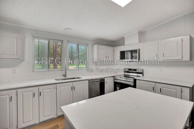 Building Photo - 405 Vine St