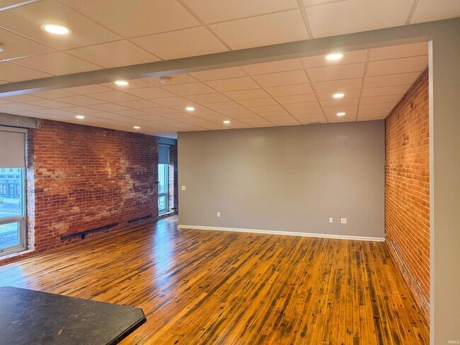 Foto del edificio - 623 1/2 Main Street Unit