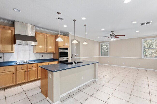 Foto del edificio - 230 Valare St