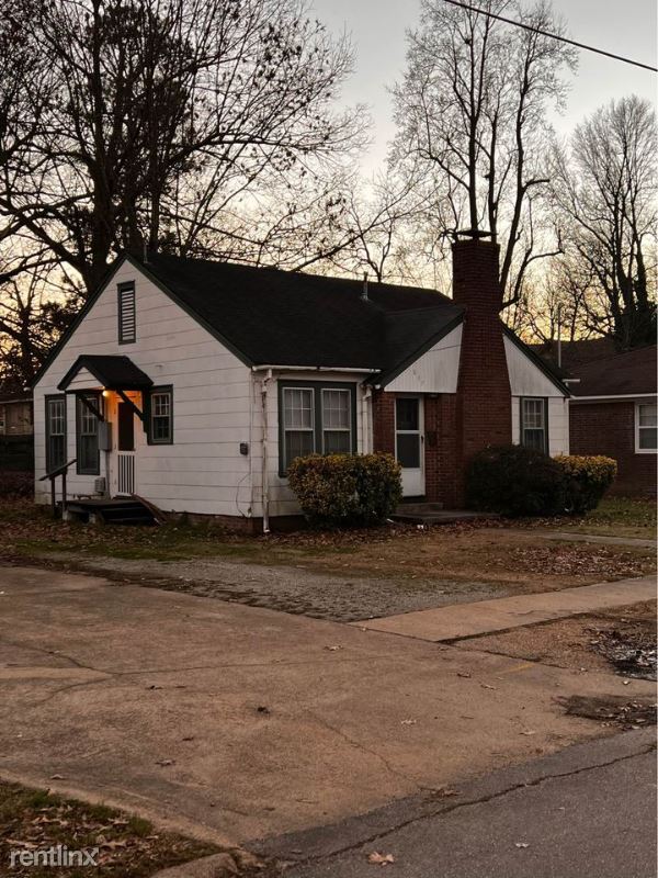 Foto del edificio - 2 br, 1 bath House - 637 Poplar Ave