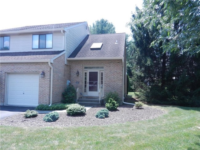 Building Photo - 3509 Canterbury Ct