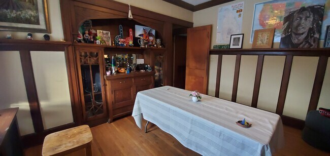 Foto del edificio - 1517 Fairmount Ave