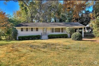Building Photo - 2438 Apricot Ln