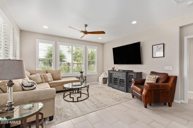 Building Photo - 36264 N Desert Tea Dr