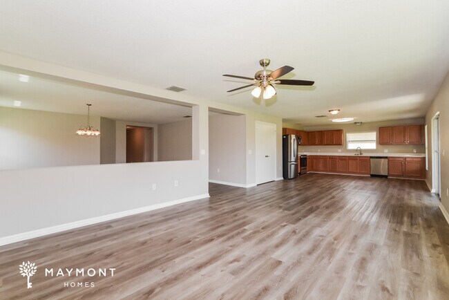Foto del edificio - 4652 Caverns Dr