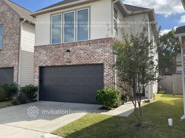 Building Photo - 10454 Executive Lake Dr