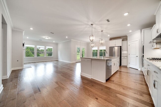 Foto del edificio - 1681 Boardwalk Pl