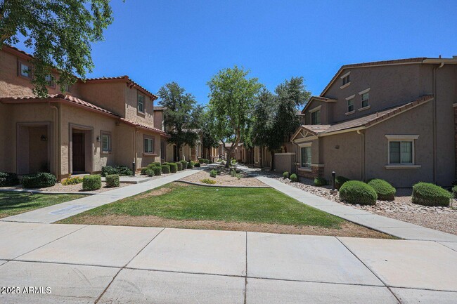 Building Photo - 3676 W Muirfield Ct