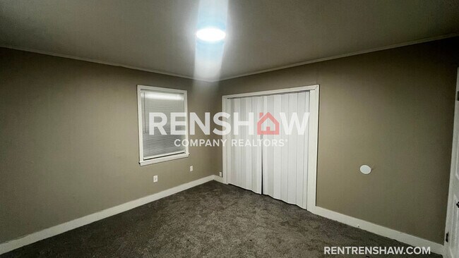 Foto del edificio - 4092 Orleans Rd