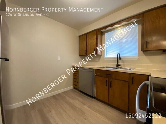 Foto del edificio - 424 W Shannon Ave