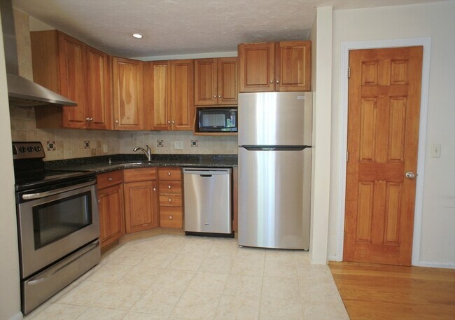 Foto del edificio - 152 Quincy Shore Dr