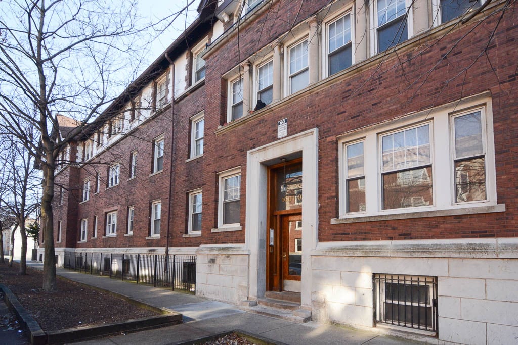 Primary Photo - 1003 W Sunnyside Ave