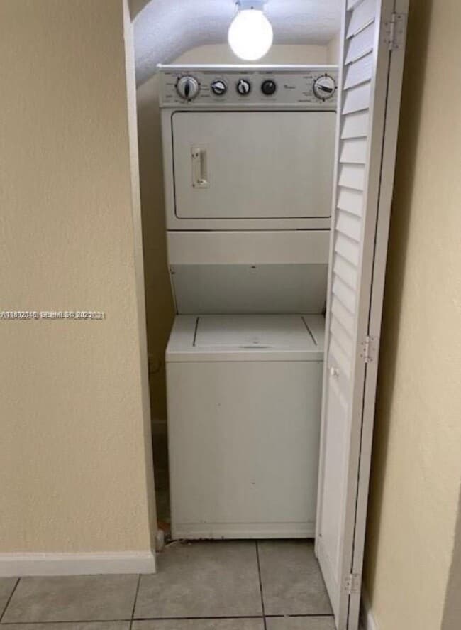 Foto del edificio - 315 NW 84th Terrace