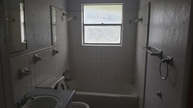 Foto del edificio - 1600 Kynette Dr