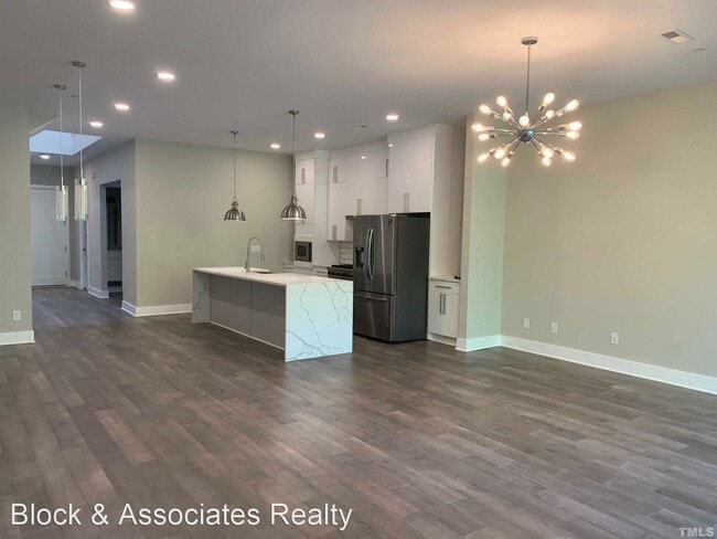 Building Photo - 3 br, 4 bath House - 4016 Southpoint Landing