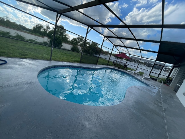 Building Photo - 7783 Indian Ridge Trail N