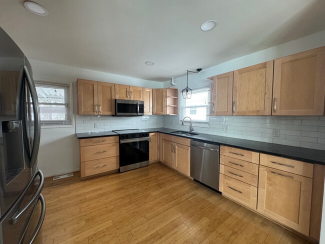 Foto del edificio - 2698 Shrewsbury Rd