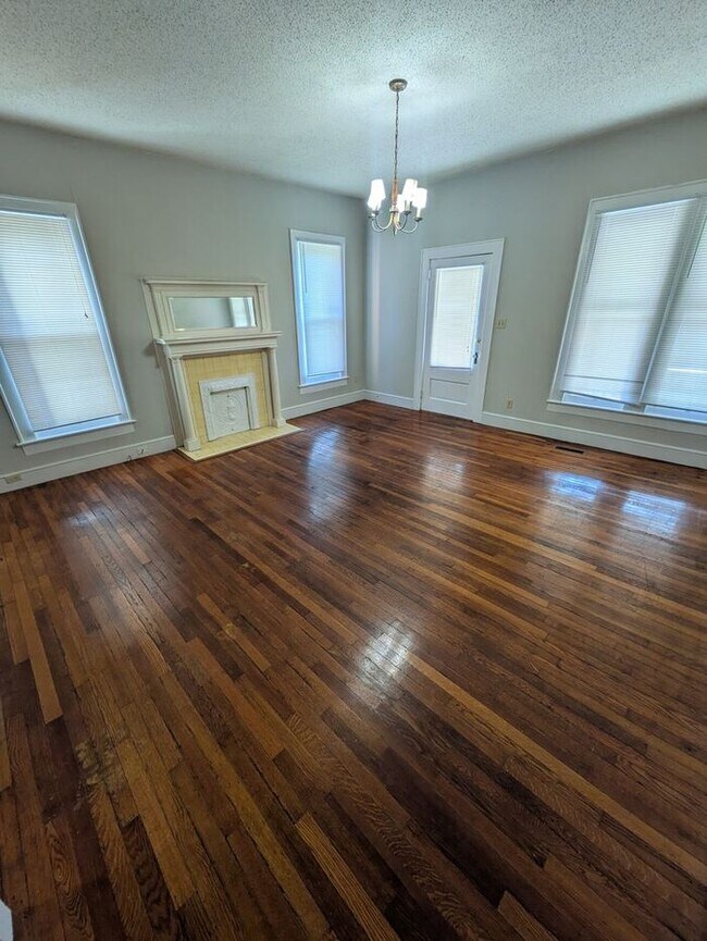 Foto del edificio - 1BD/1BA Garden Apartment in Hickory