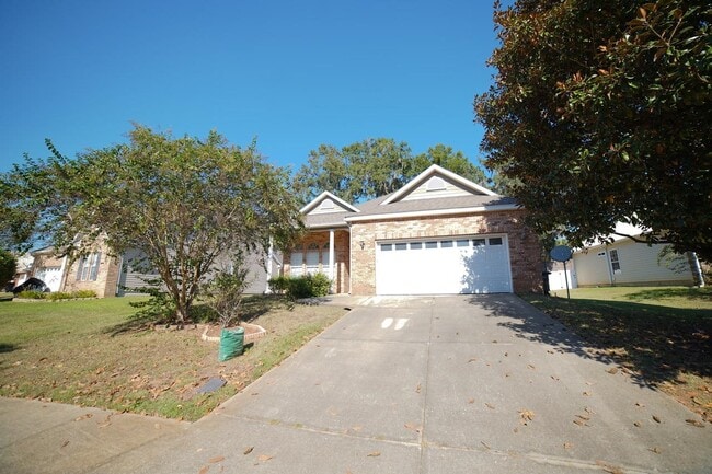 Building Photo - 1155 Sandler Ridge Rd