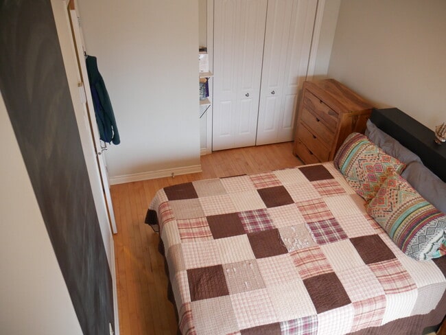 Photo du bâtiment - 7350 Av 18E