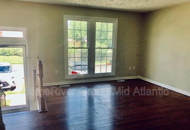 Foto del edificio - 1308 Hollow Glen Ct