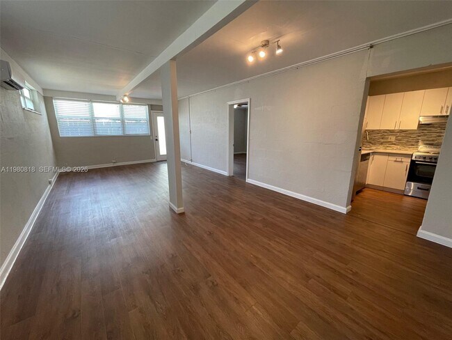 Foto del edificio - 305 NE 15th Ave