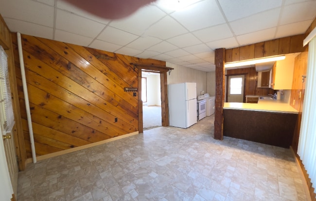 Building Photo - 311 N Market St