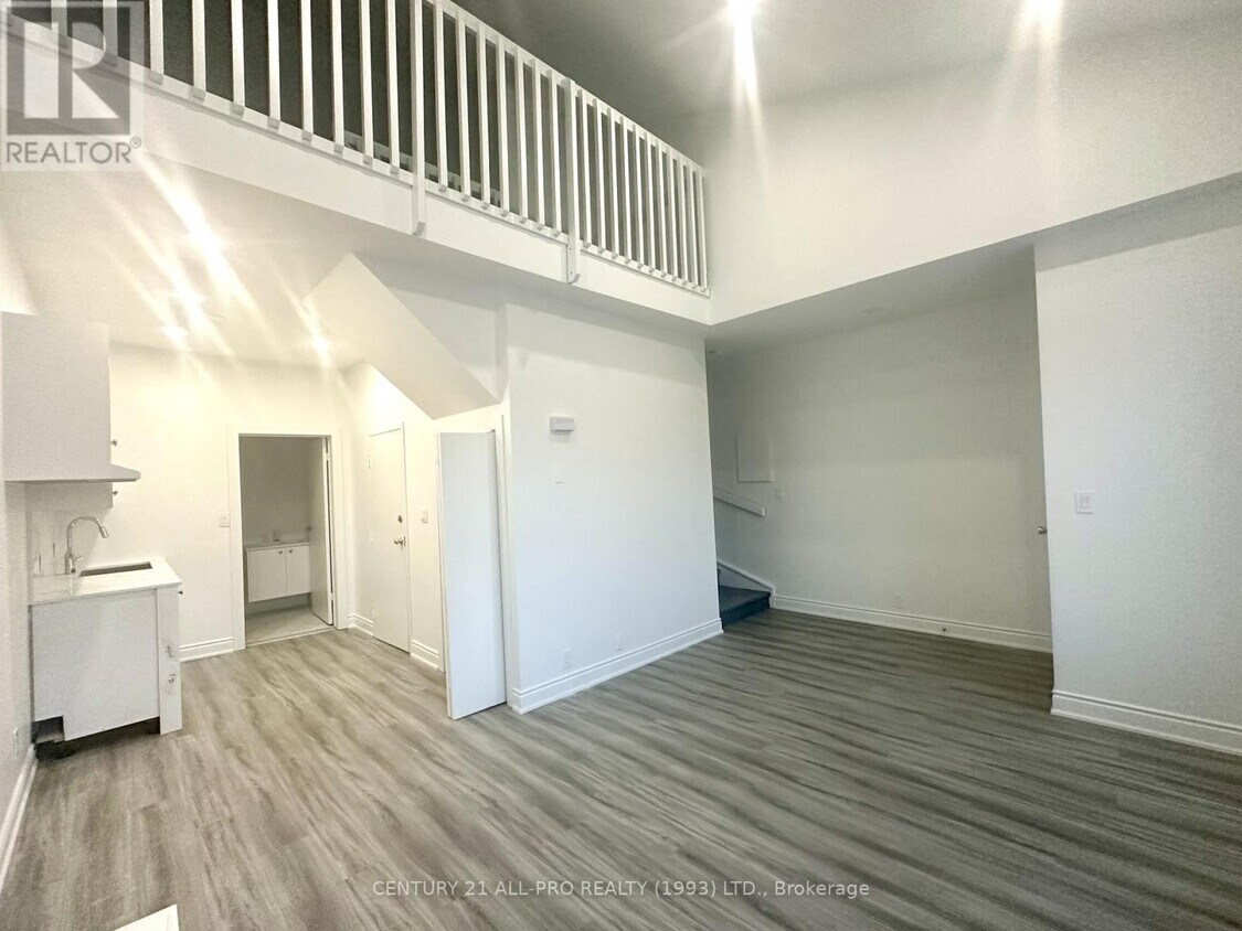 82 King St W, Cobourg, ON K9A 2M3 House for Rent in Cobourg, ON