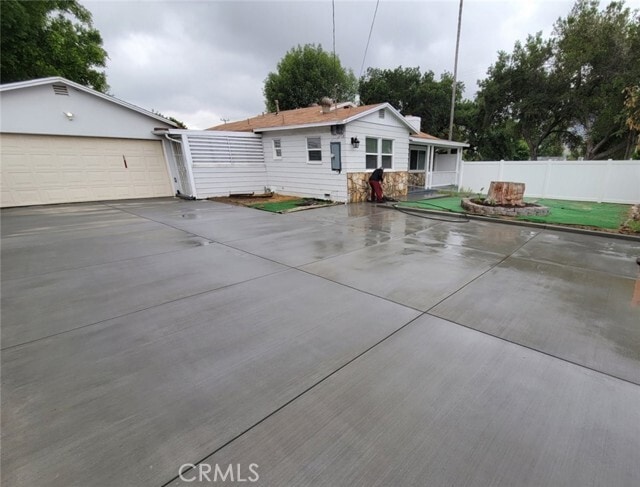 Building Photo - 10653 Oro Vista Ave