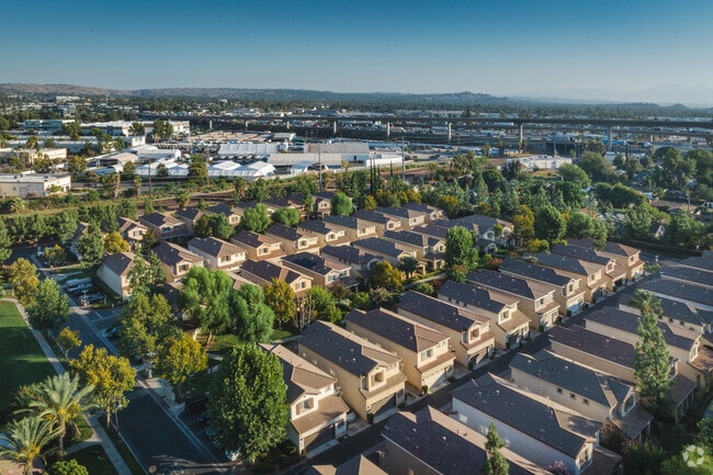 Contemporary homes fill the Hunter Industrial Park area.