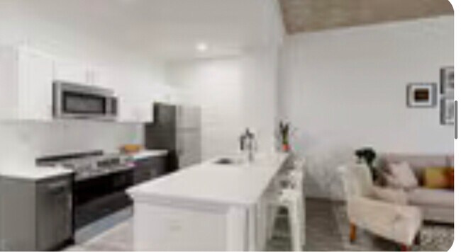 Foto del edificio - 10 Commerce Ct