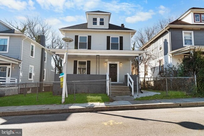 Building Photo - 509 McCabe Ave