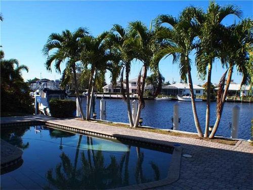 Foto del edificio - 68 Little Harbor Way