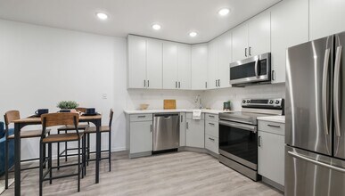 Interior Photo - 44West