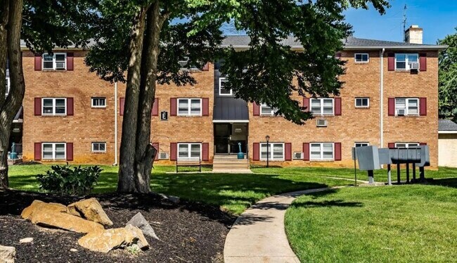 Foto del edificio - 335 E Lancaster Ave