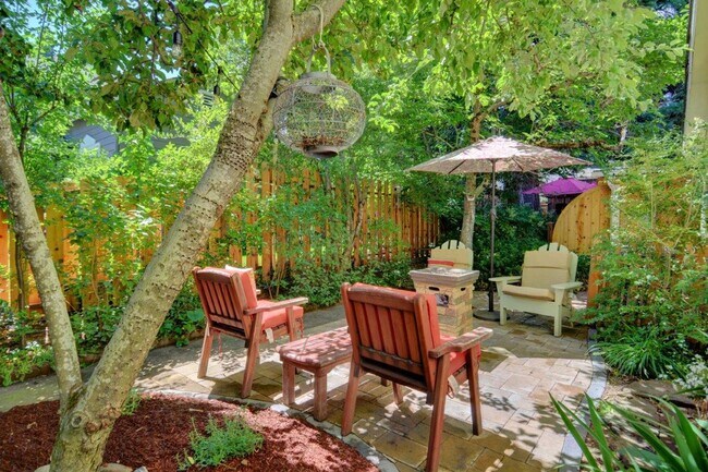 Foto del edificio - Perfect Furnished Home in Jacksonville!