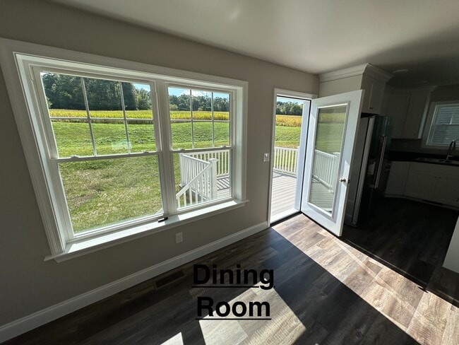 Building Photo - 450 Smokering Dr