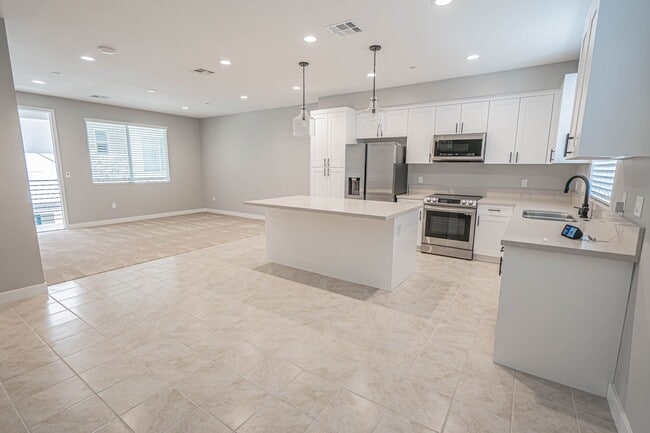 Building Photo - New Construction  Walnut Place - 4 Bedroom...