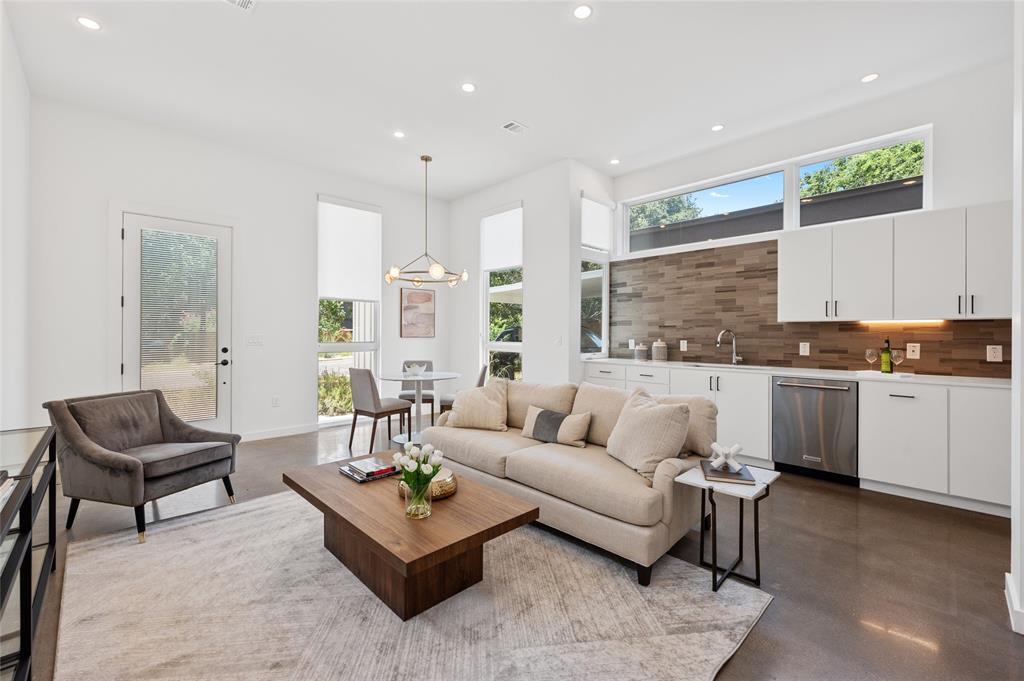 2708 La Mesa Dr, Austin, TX 78704 House for Rent in Austin, TX