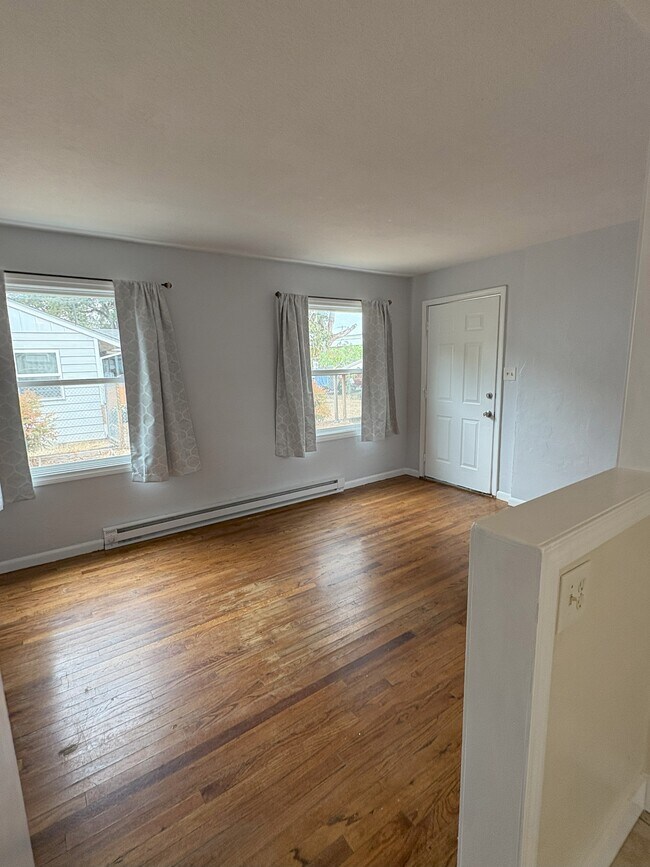 Foto del edificio - 2229 Lee St SE