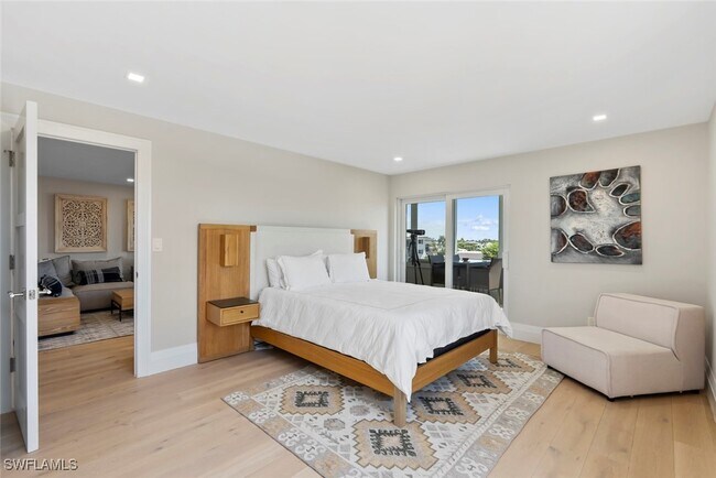 Foto del edificio - 3410 Gulf Shore Blvd N