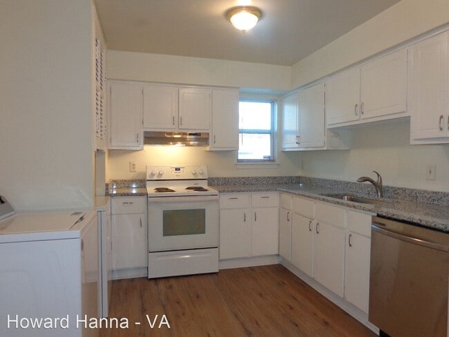 Building Photo - 3 br, 2 bath House - 1409 E. Tanners Creek...