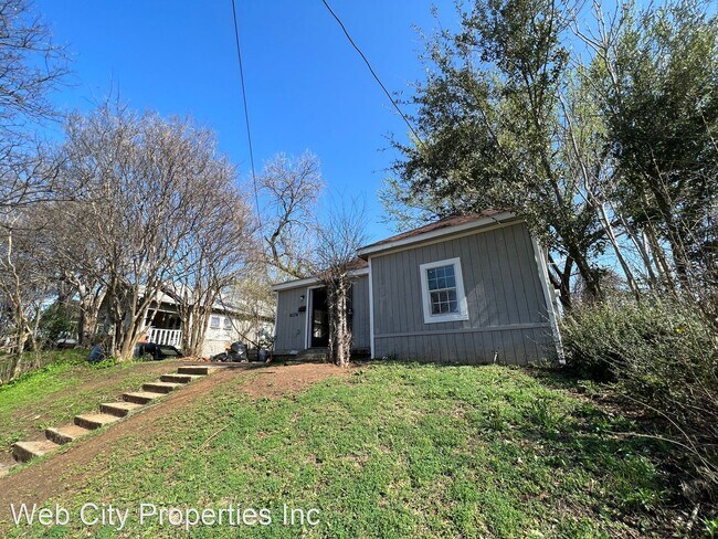 Building Photo - 3 br, 2 bath House - 4024 Myrtle St