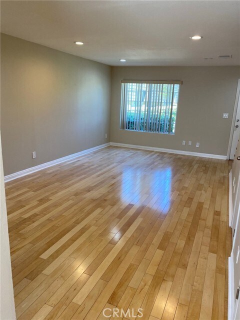 Foto del edificio - 19200 Haynes St