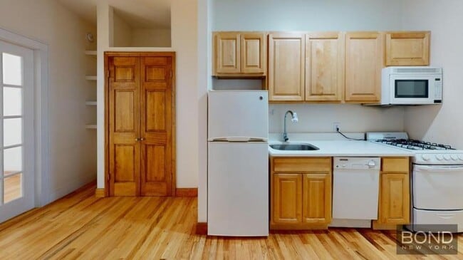 Building Photo - 1 bedroom in NEW YORK NY 10019
