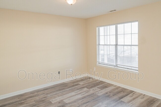 Foto del edificio - 3328 Meridian St N