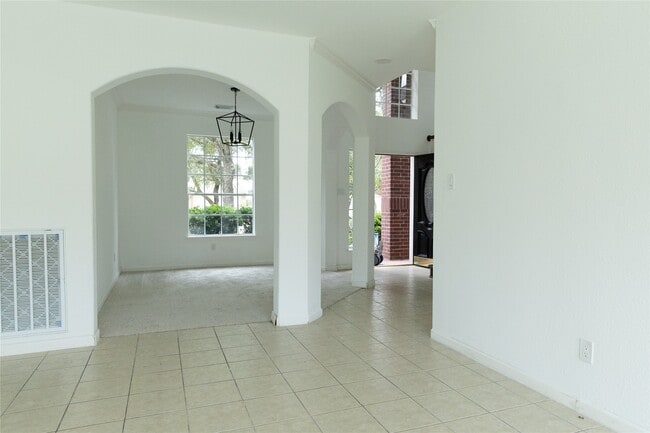Building Photo - 4619 Zachary Ln