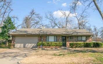 Building Photo - 5629 S St Louis Ave