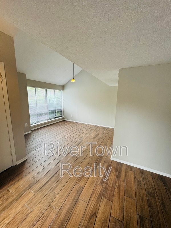 Photo - 3364 Fairbanks St House